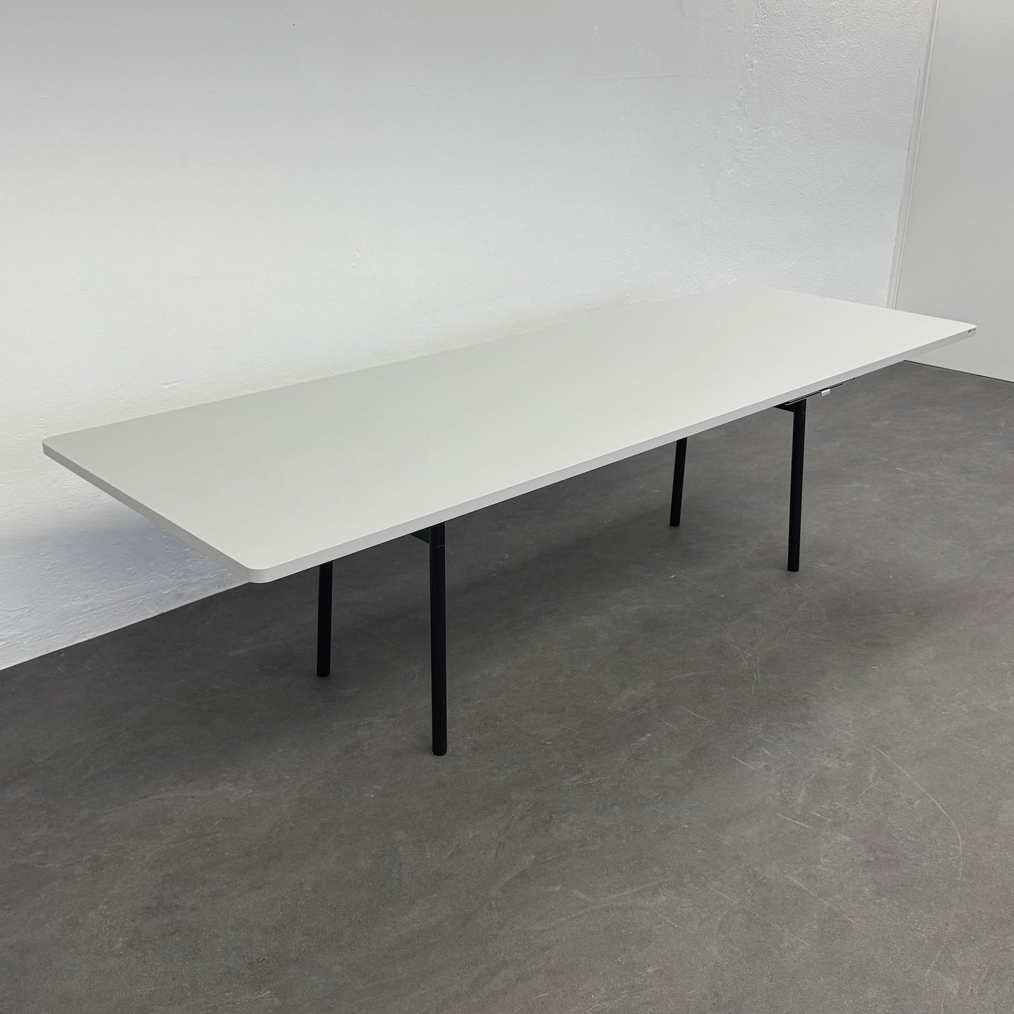 Office Line BigFour Sitzungstisch 2600x900mm