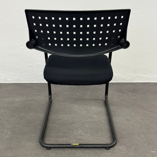 Vitra Visavis Freischwinger - stapelbar - Schwarz-Schwarz