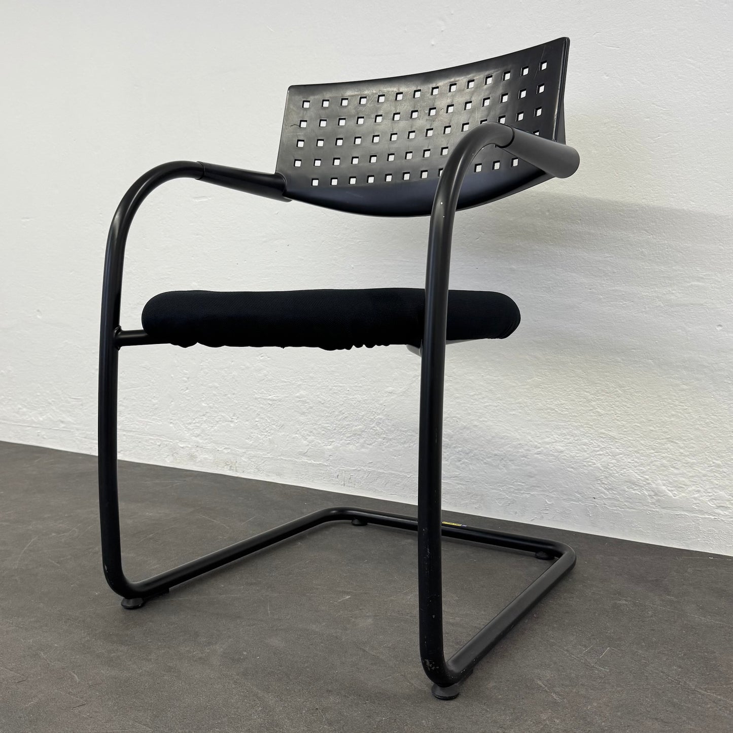 Vitra Visavis Freischwinger von unten - 6038785