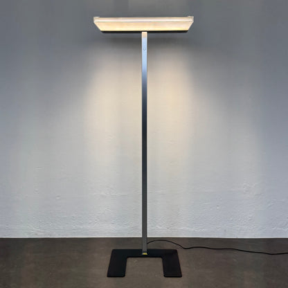 Zumtobel Basic LED Stehleuchte in Silber