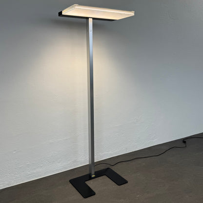 Zumtobel Basic LED Stehleuchte mit  LED Leuchtmittel