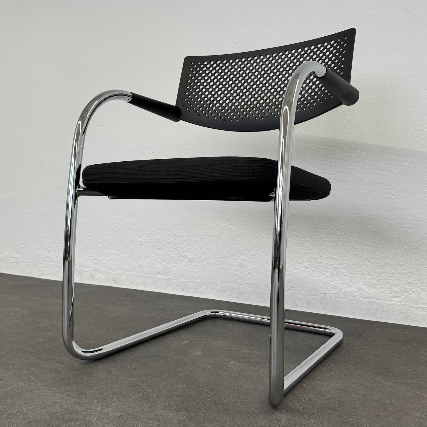 Vitra Visavis 2 Freischwinger von unten - 6038802