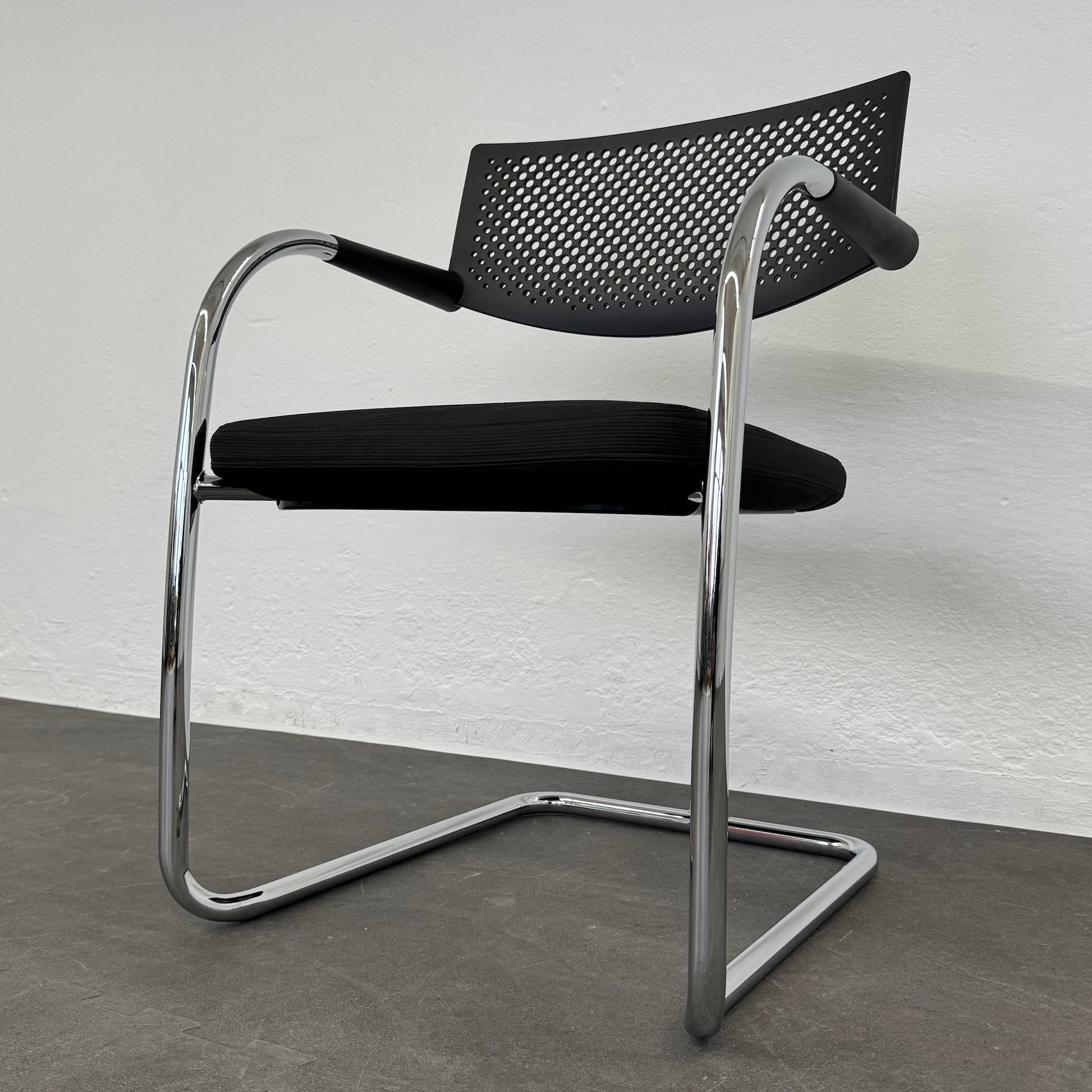 Vitra Visavis 2 Freischwinger von unten - 6038802