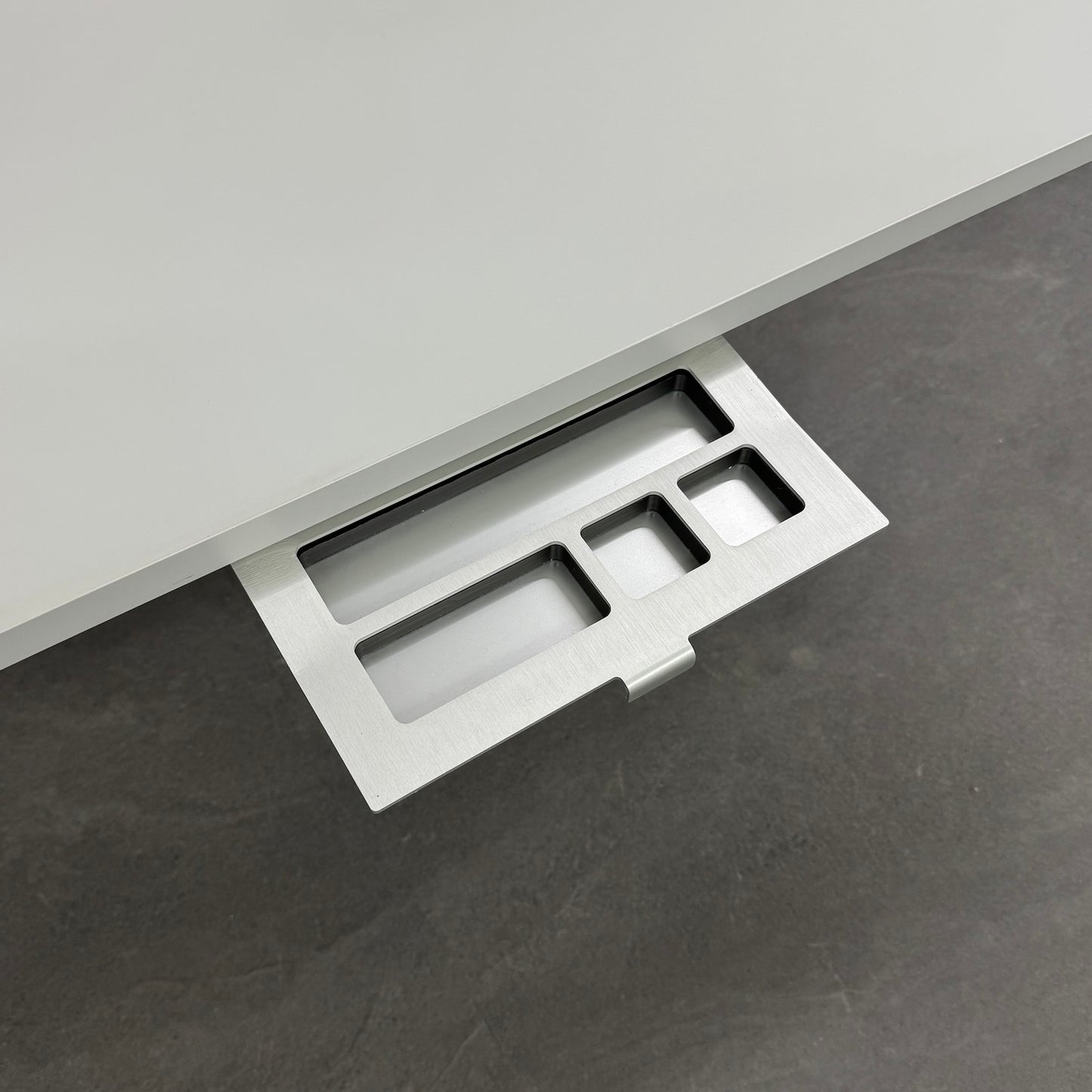 Office Line BigFour Sitzungstisch Detailfoto Materialschale - 6038804