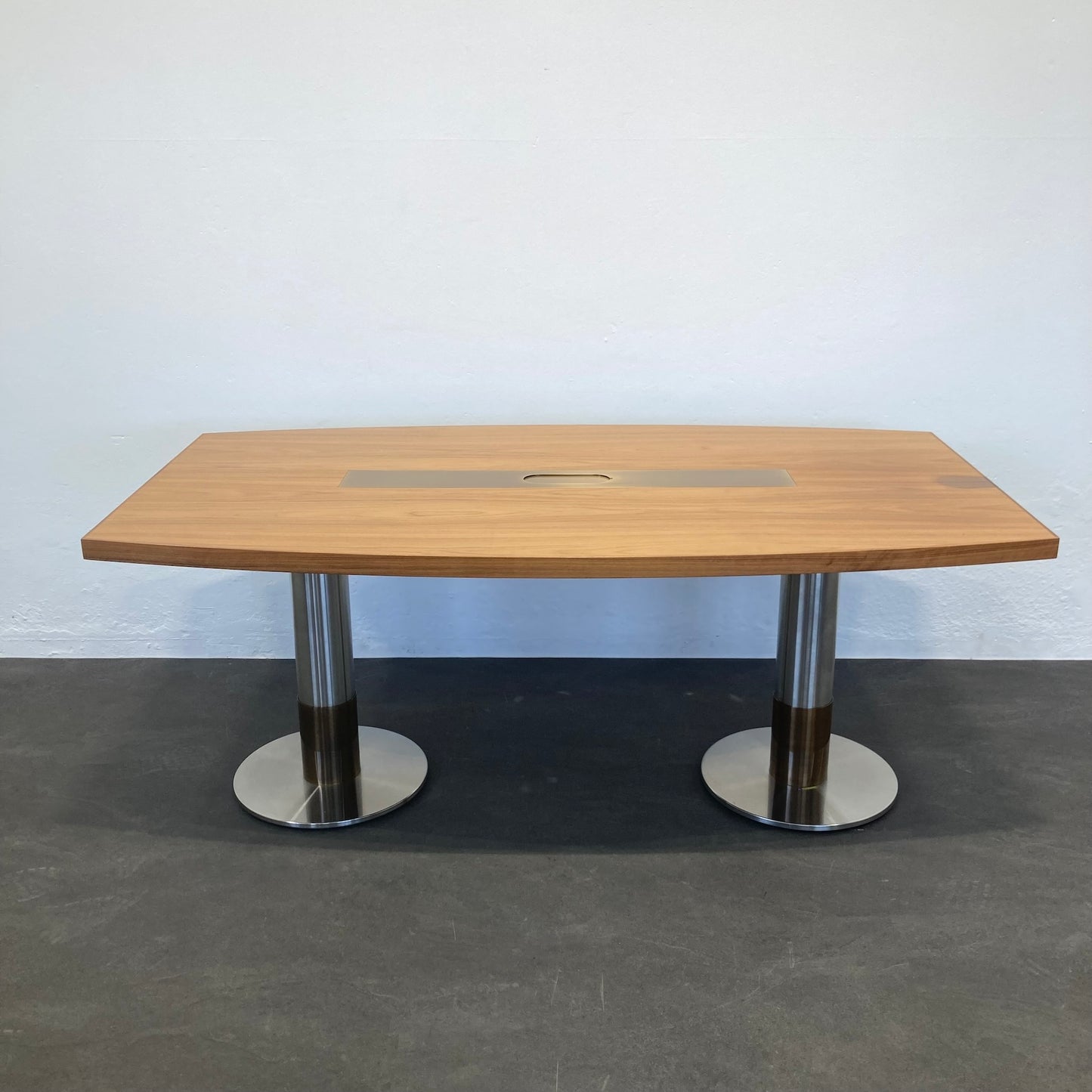 Wilkhahn Exklusiv Sitzungstisch aus Spanplatte Nussbaumfurnier - 6038836