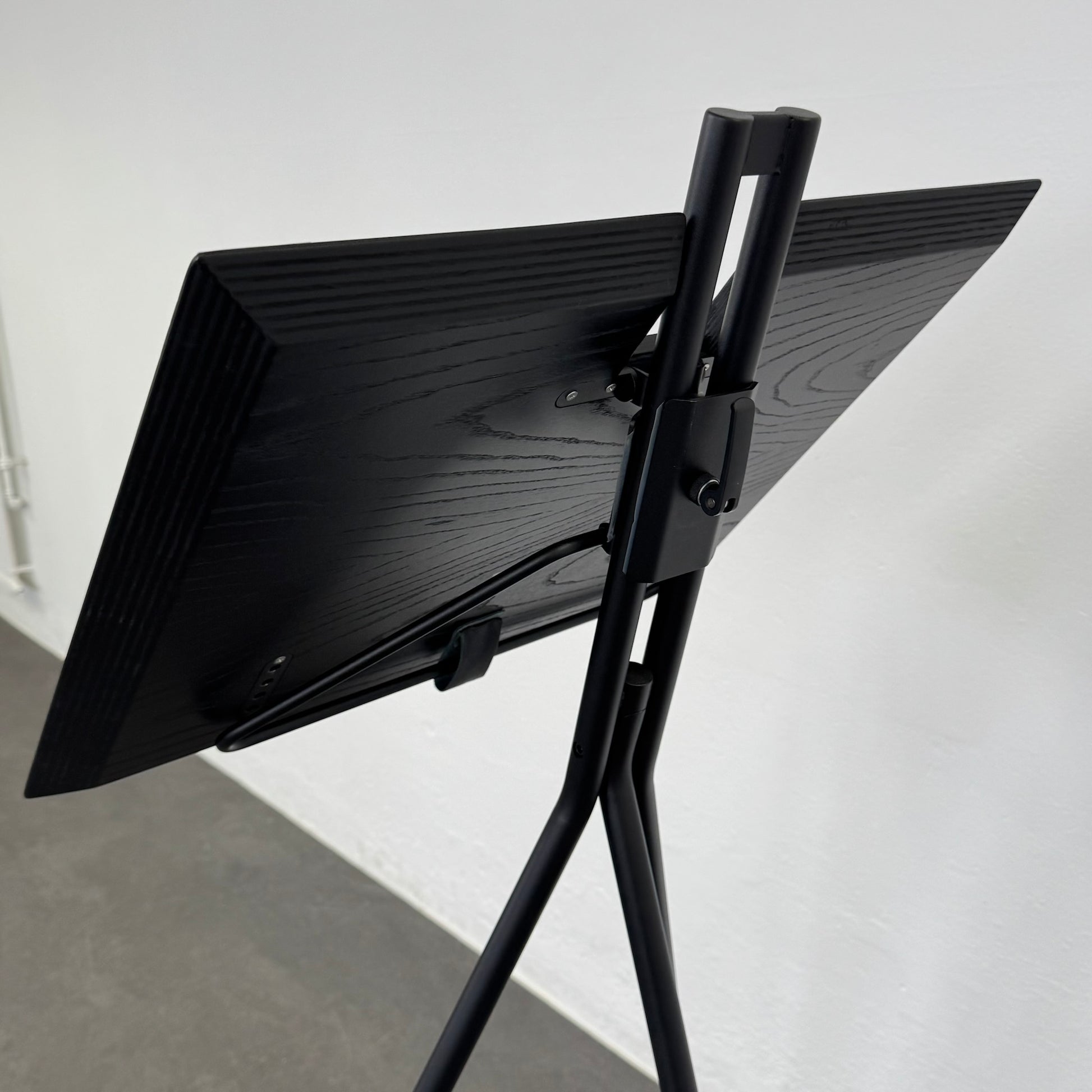 ClassiCon Notos Standing Desk Detailfoto von hinten - 6038871