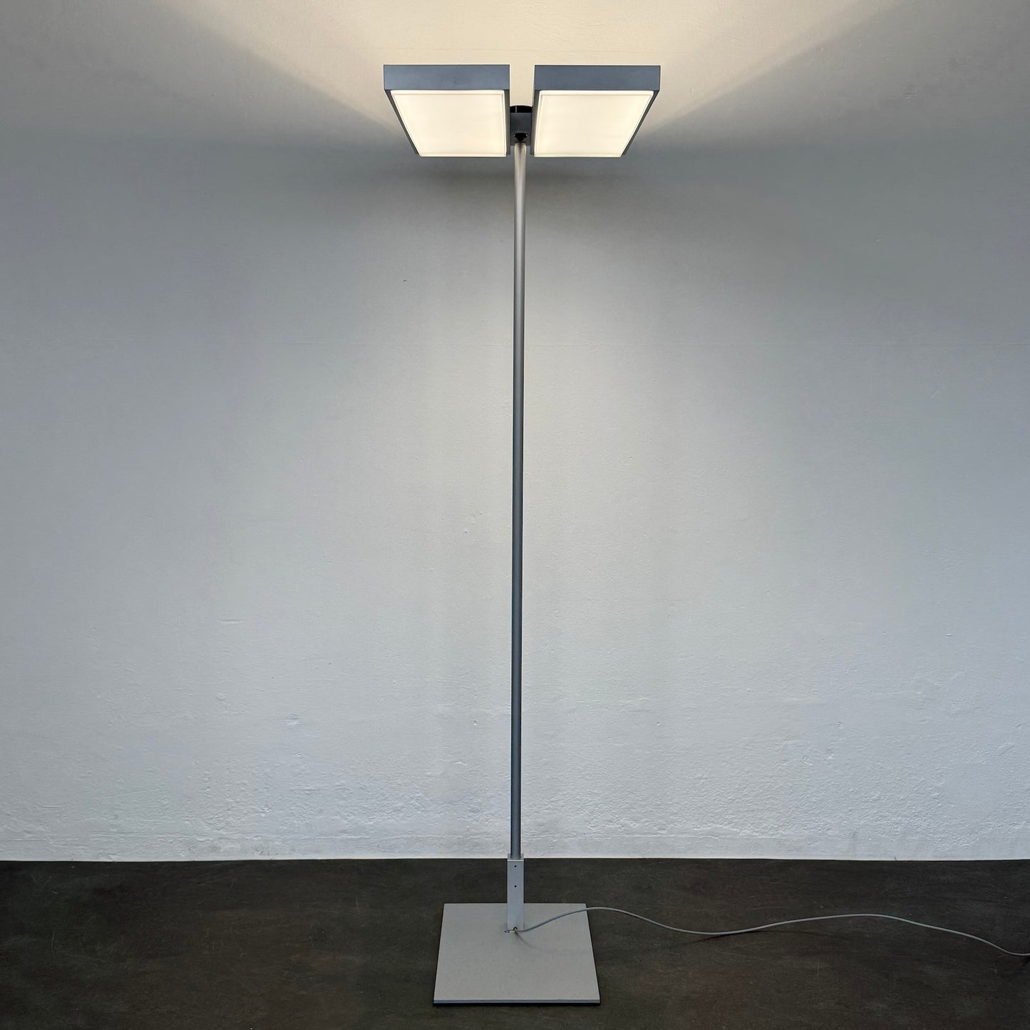 Regent Level LED Stehleuchte Metall Silbergrau - 6038872