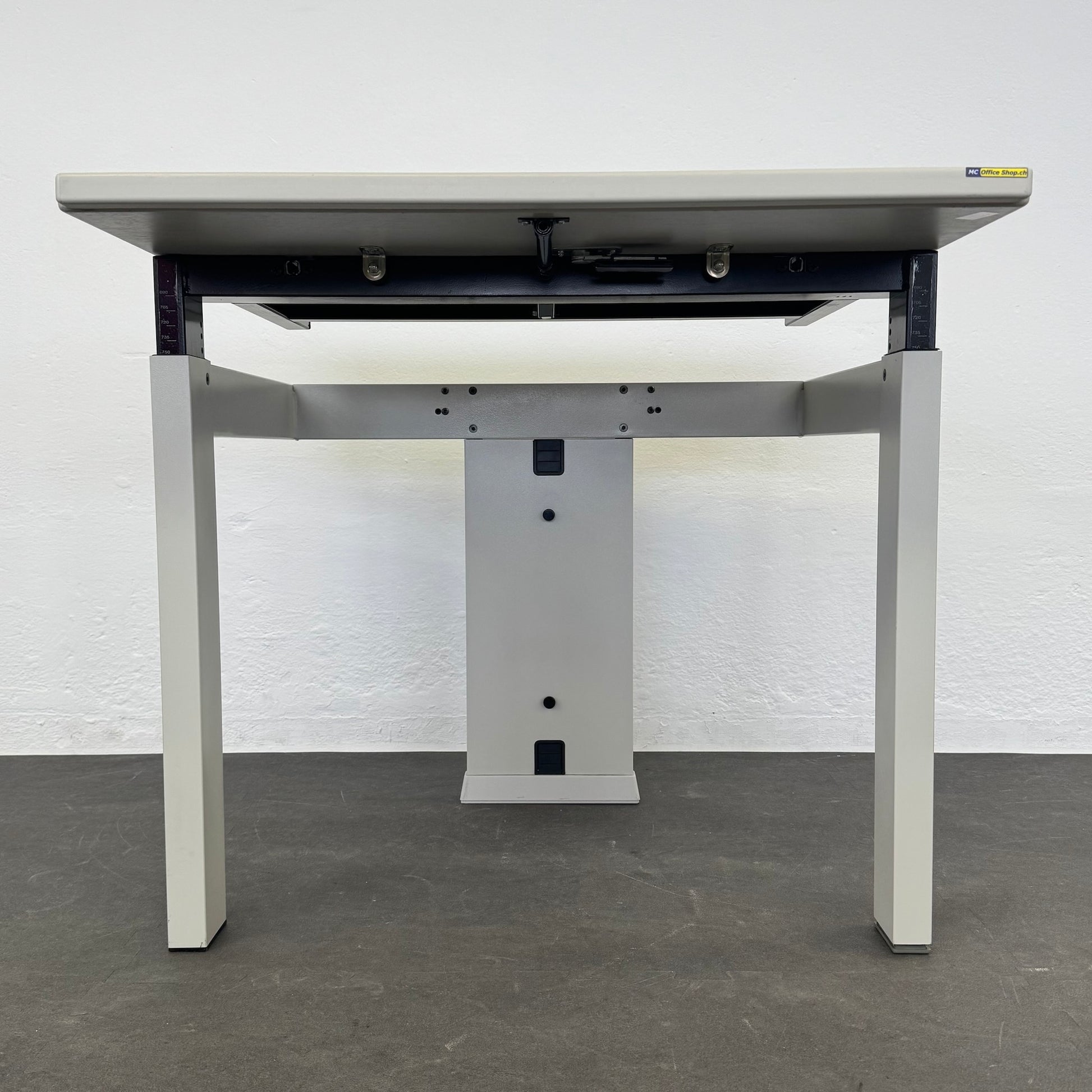 Elan Scala Schreibtisch Ansicht von unten - 6038888