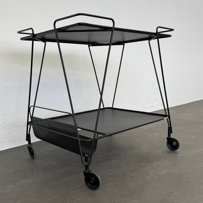 Gubi Matégot Trolley Servierwagen seitliche Ansicht - 6038894