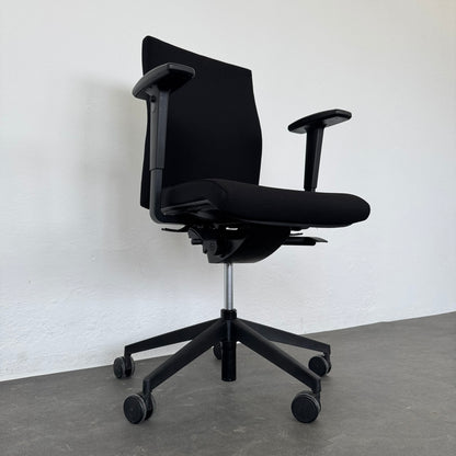 Züco Cubo Bürodrehstuhl Ansicht von unten links - 6038907