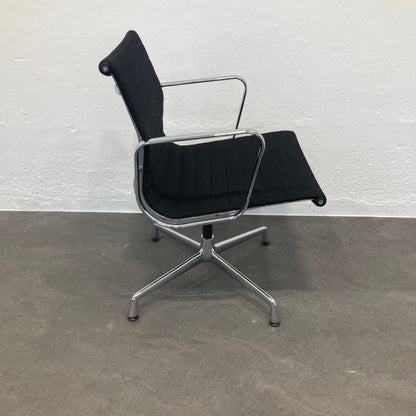 Vitra Eames Alu Chair EA108 Hopsakbezug mit Gestell Chrom glanz - 6038913