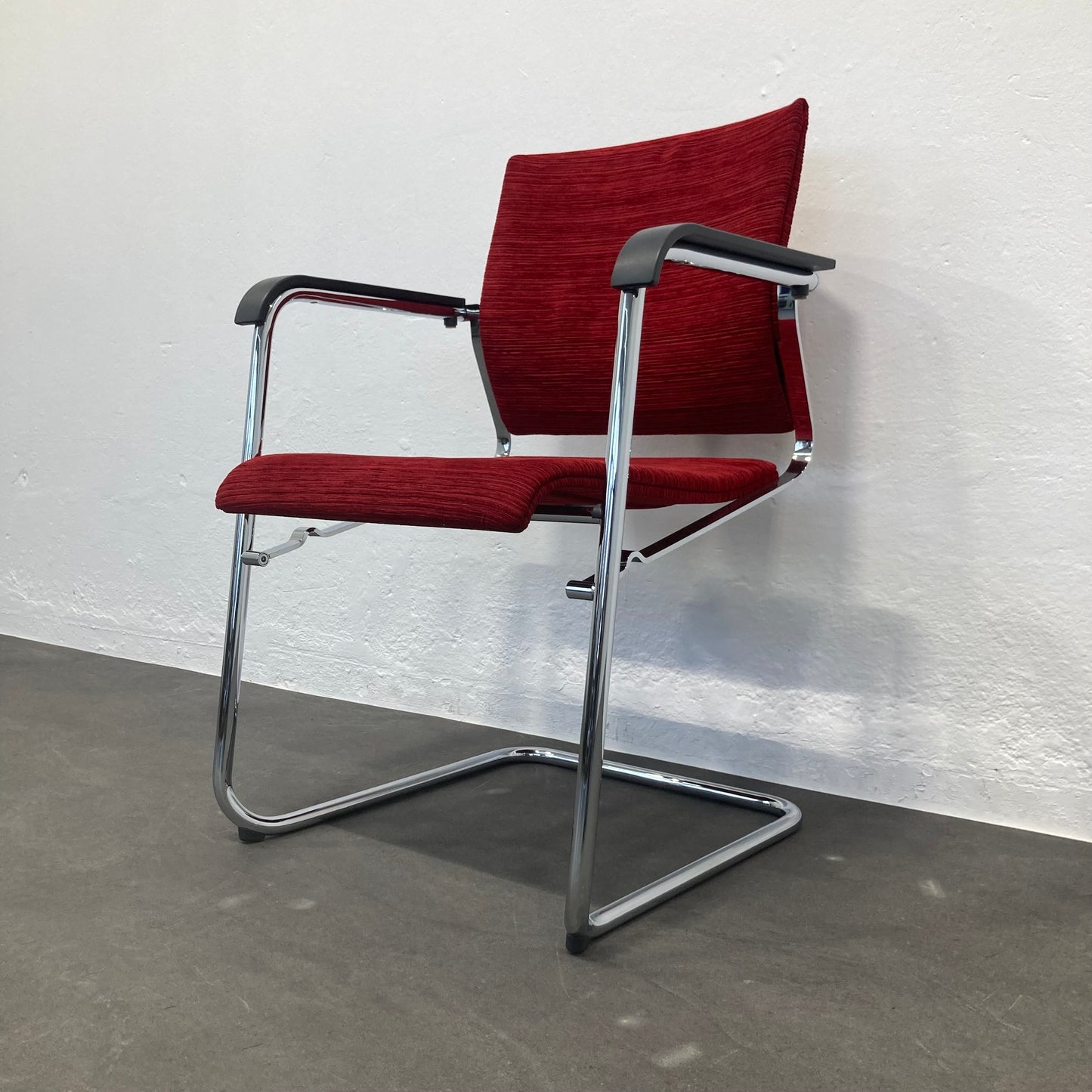 Wilkhahn Sito Freischwinger seitliche Ansicht von unten rechts - 6038916