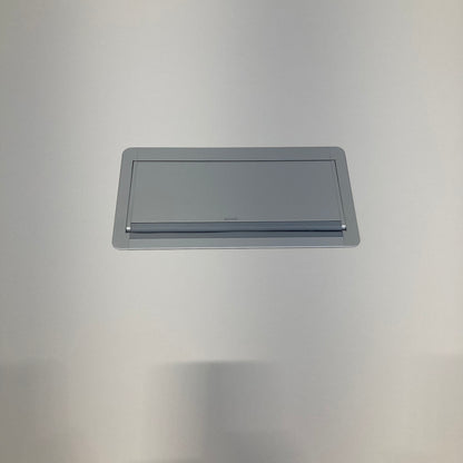 Lista Office Motion Sitzungstisch Detailfoto Kabelklappe geschlossen - 6038934