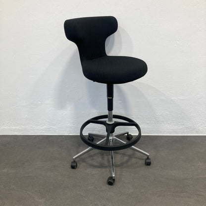 Vitra Pivot High Stool ohne Armlehnen