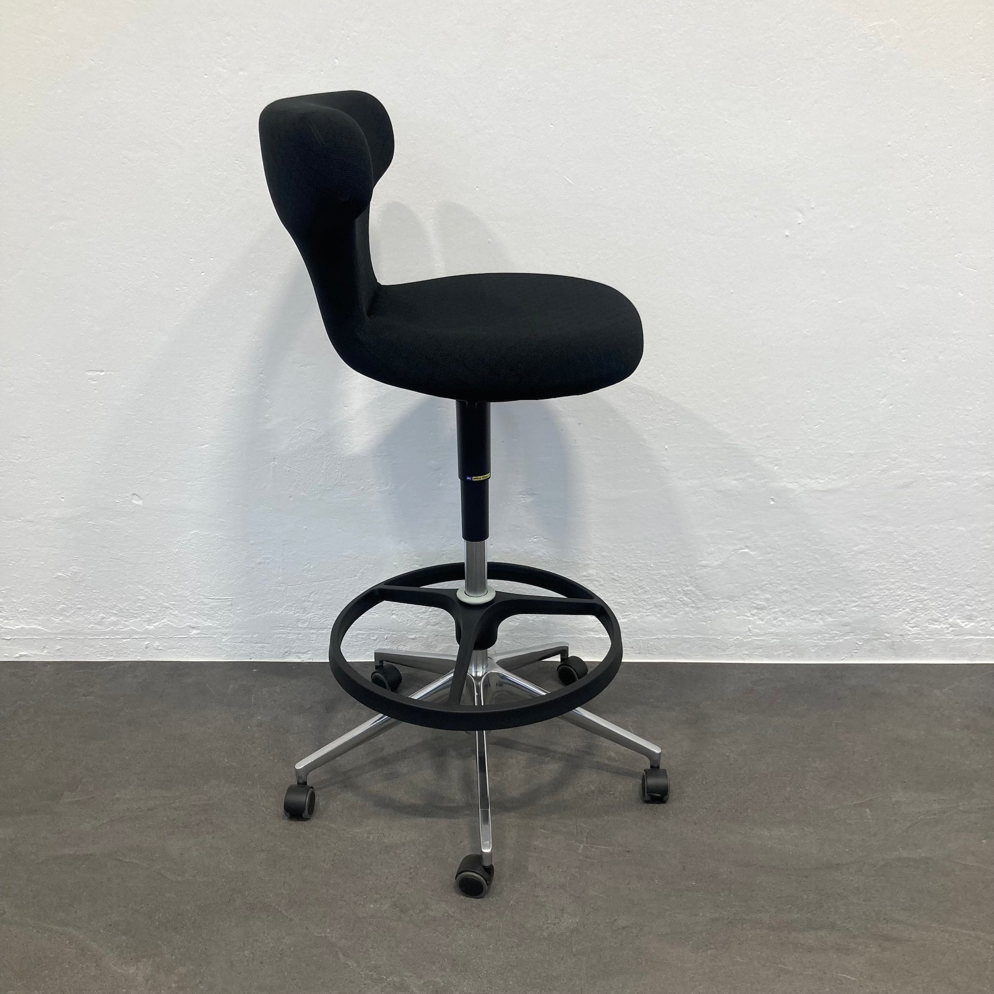Vitra Pivot High Stool Gestell Metall Chrom