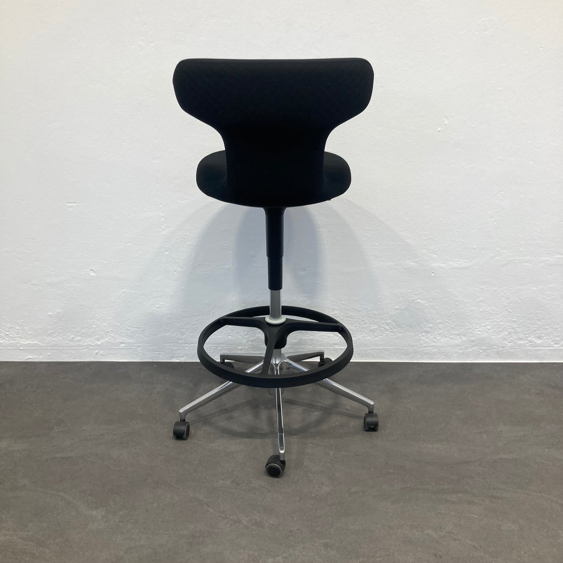 Vitra ID Trim Bürodrehstuhl Ansicht von hinten