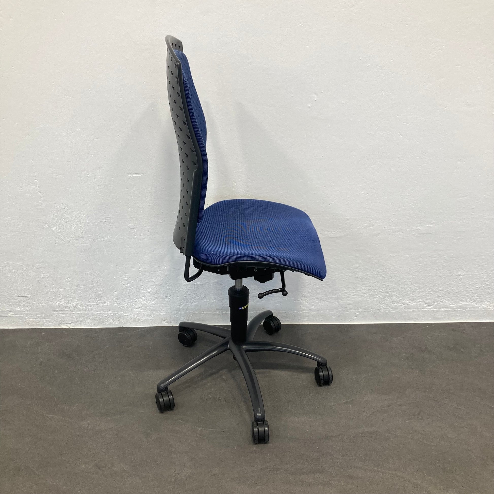 Sitag Reality Bürodrehstuhl von der Seite - 6038958