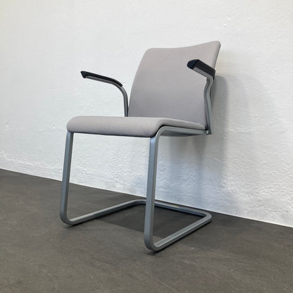 Steelcase Northside Freischwinger Ansicht von unten rechts - 6038960