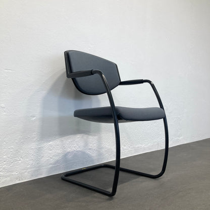 Giroflex G16 Freischwinger seitliche Ansicht von unten links - 6038961