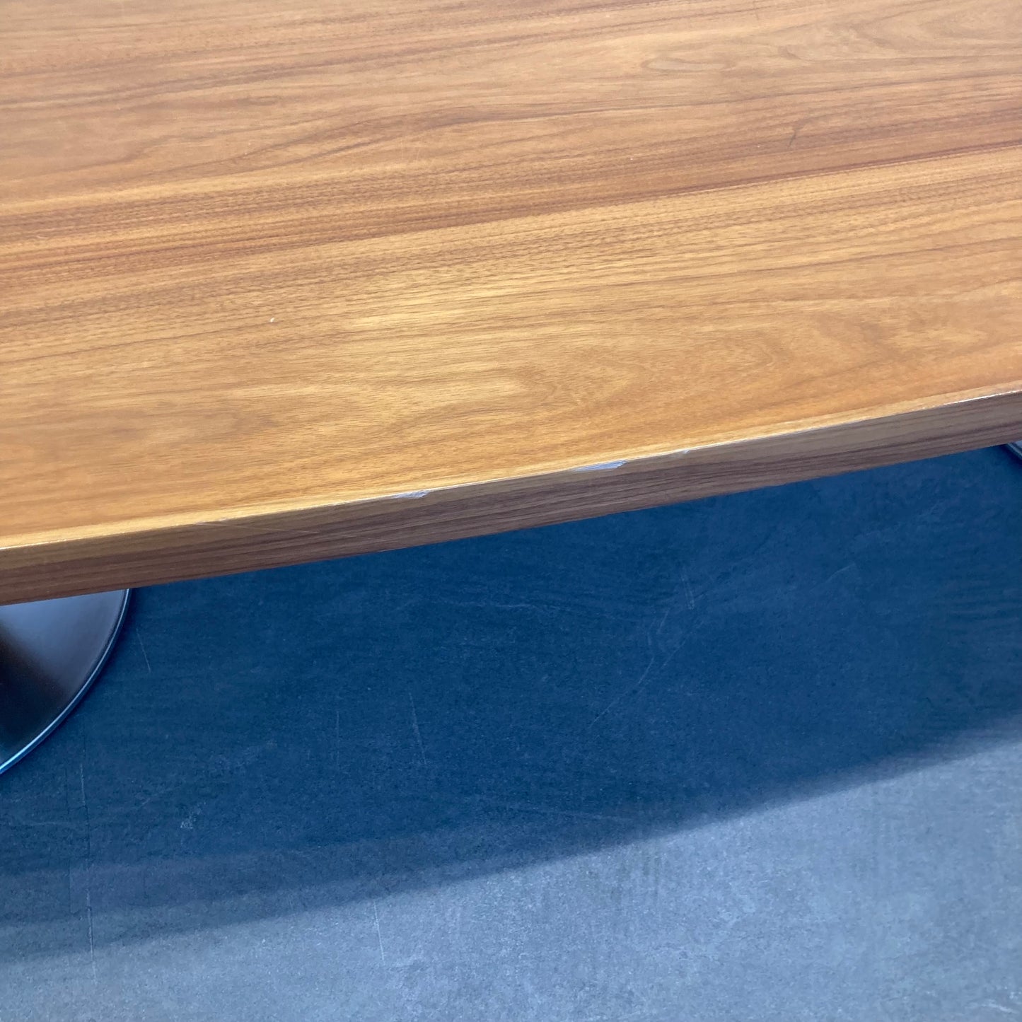 Wilkhahn Exclusiv Sitzungstisch 2500x1150mm mit Kabelkanal weiteres Foto eines Schadens - 6038969