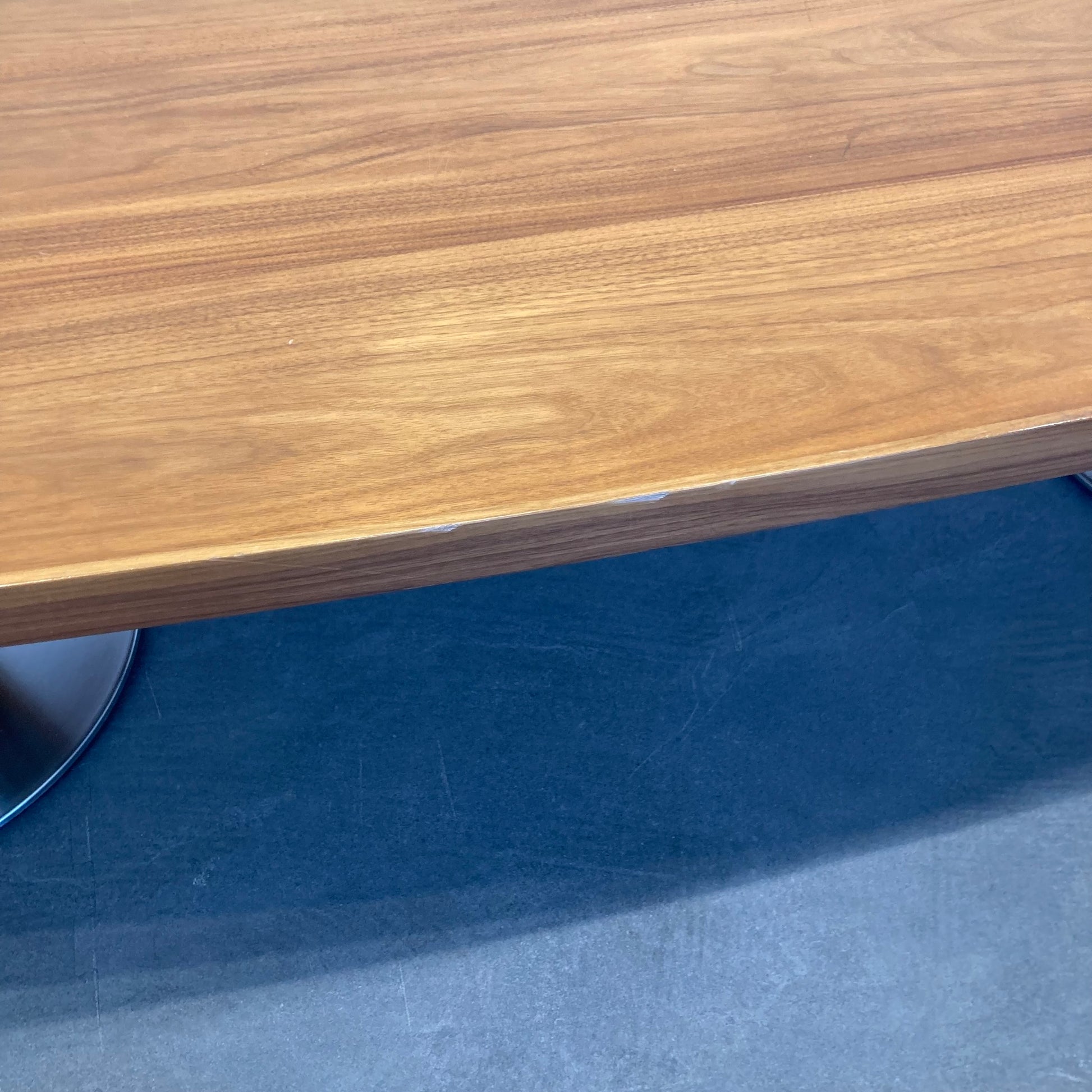 Wilkhahn Exclusiv Sitzungstisch 2500x1150mm mit Kabelkanal weiteres Foto eines Schadens - 6038969