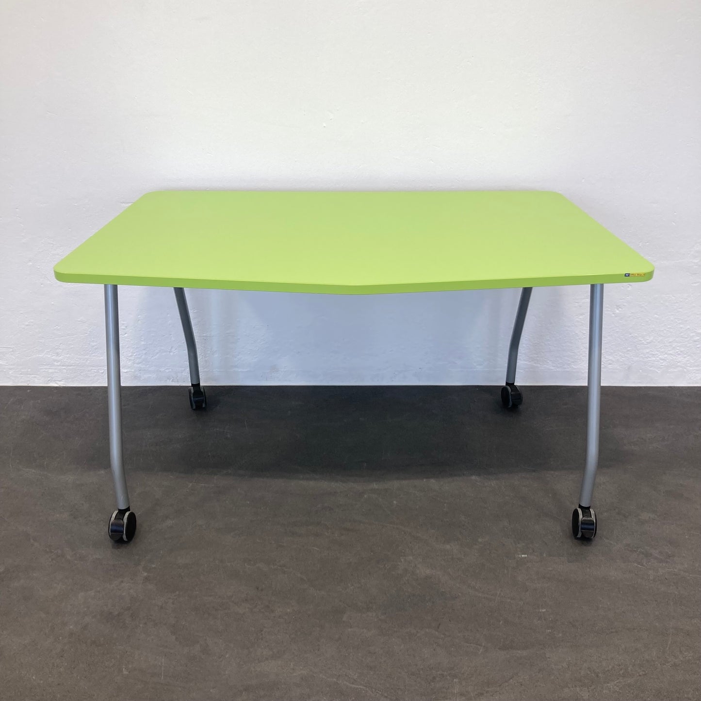 Steelcase Education Roll-Schreibtisch aus Spanplatte Grün - 6038982