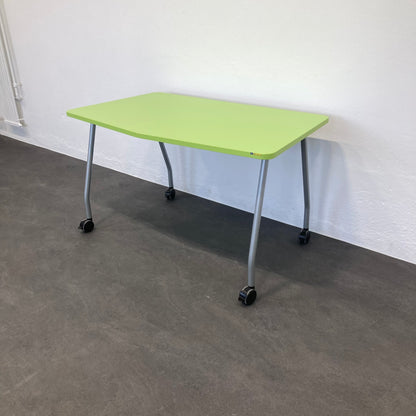Steelcase Education Roll-Schreibtisch mit Gestell in Silbergrau - 6038982