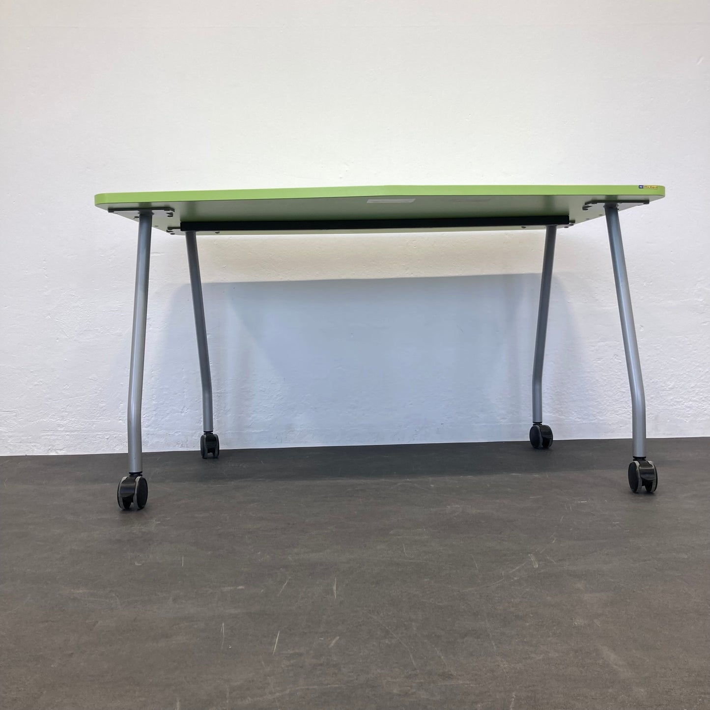 Steelcase Education Roll-Schreibtisch von unten - 6038982