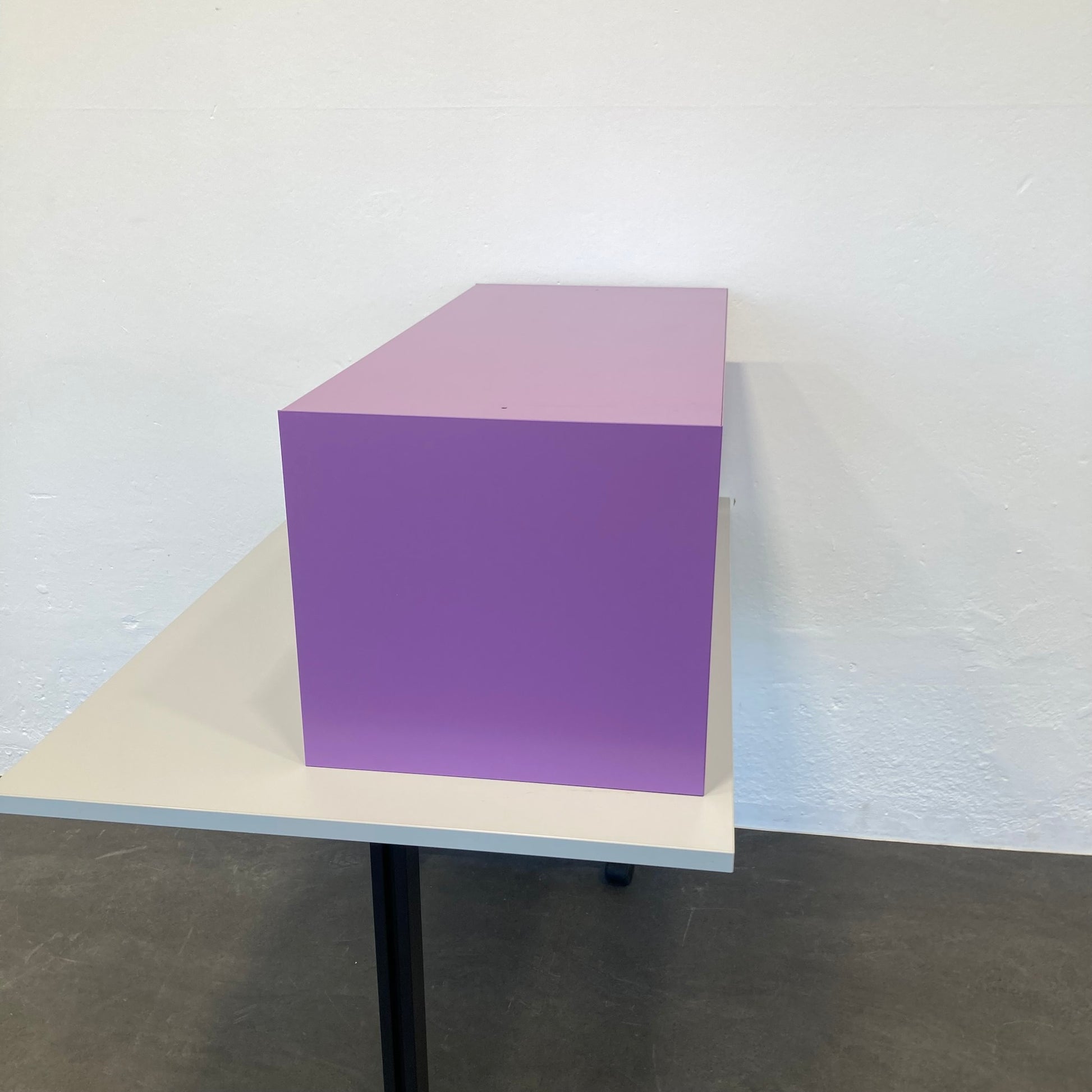 Lista Office LO Locker Hellviolett seitliche Ansicht - 6039006