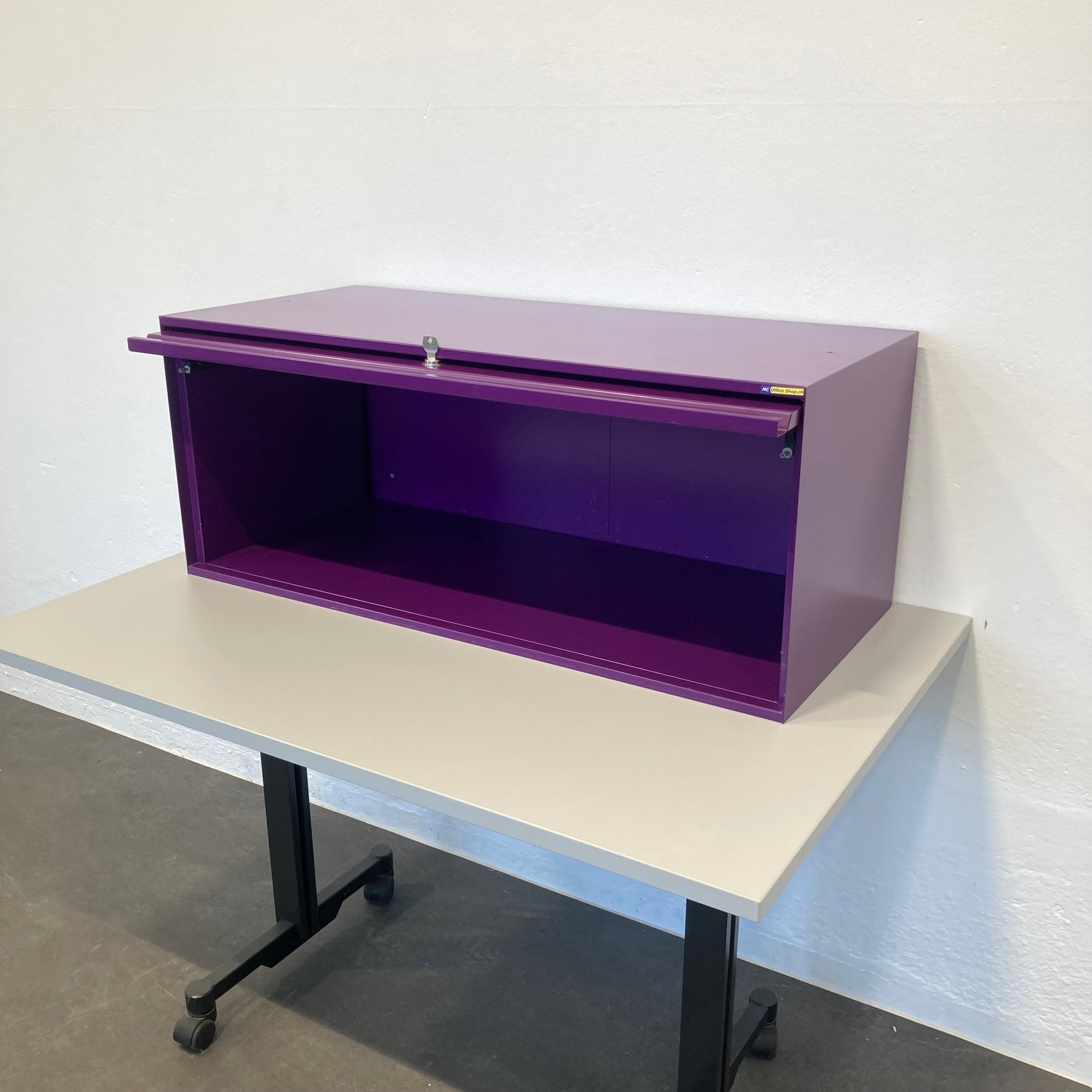 Lista Office LO Locker Dunkelviolett mit einer Tiefe von 443 mm - 6039010