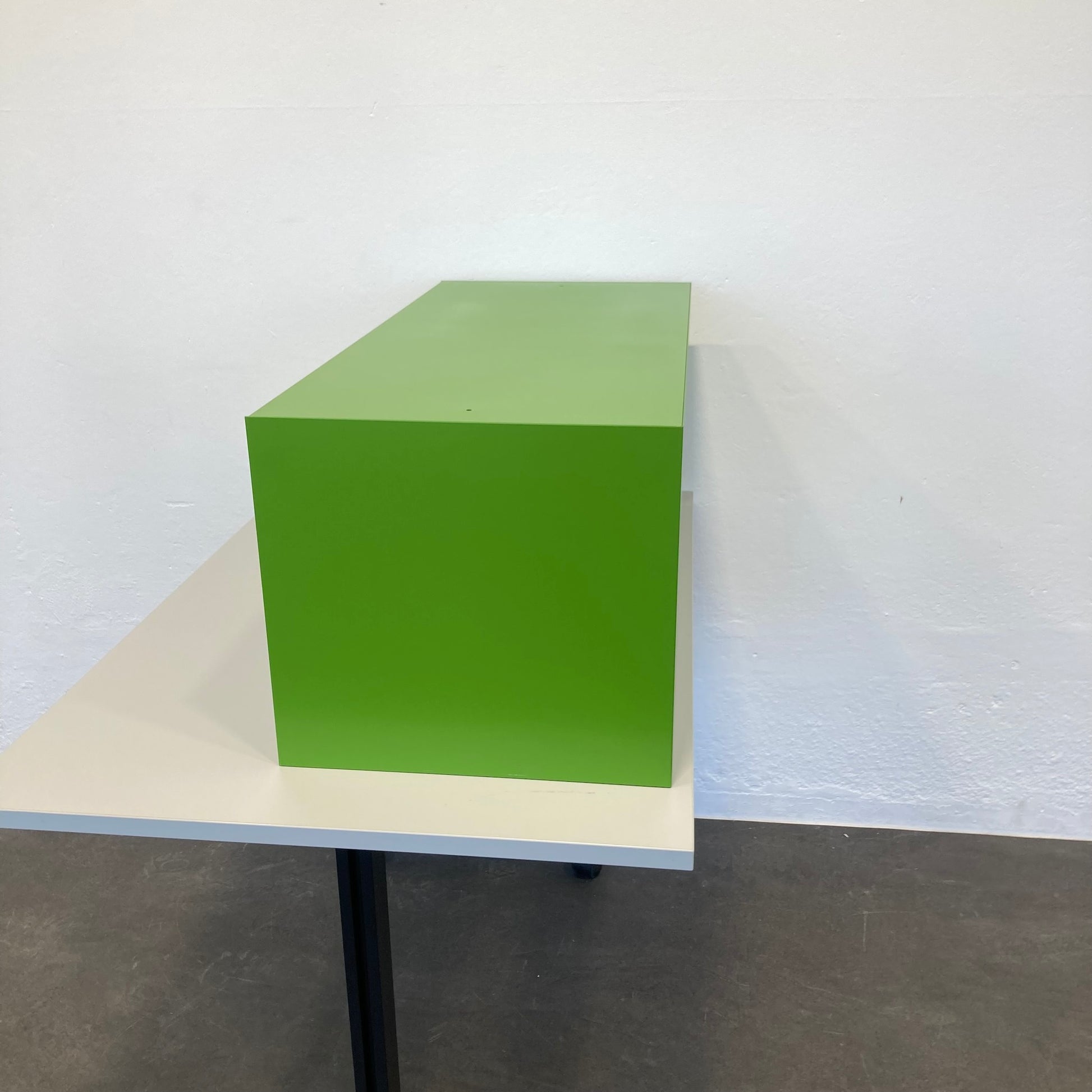 Lista Office LO Locker Dunkelgrün seitliche Ansicht - 6039016