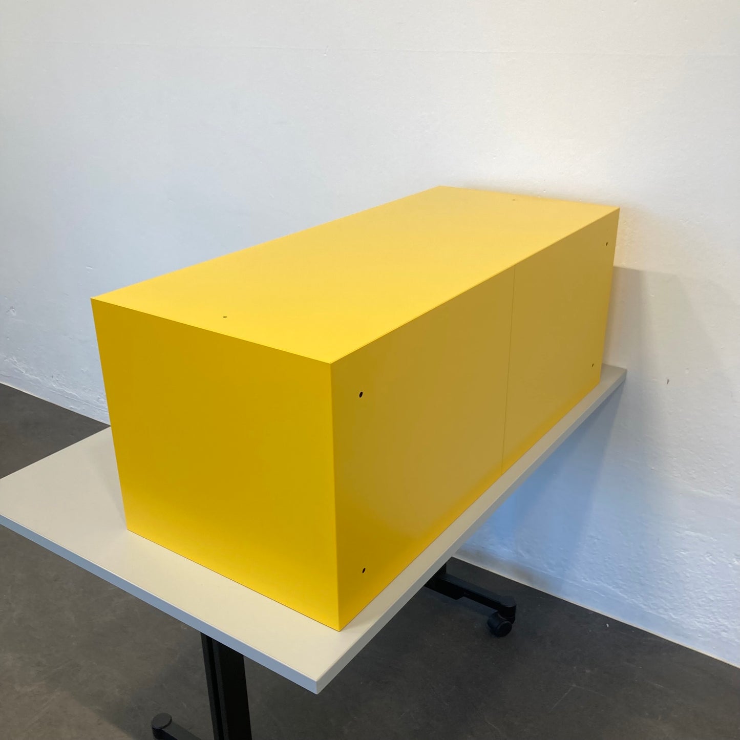 Lista Office LO Locker Dunkelgelb Ansicht von hinten - 6039024