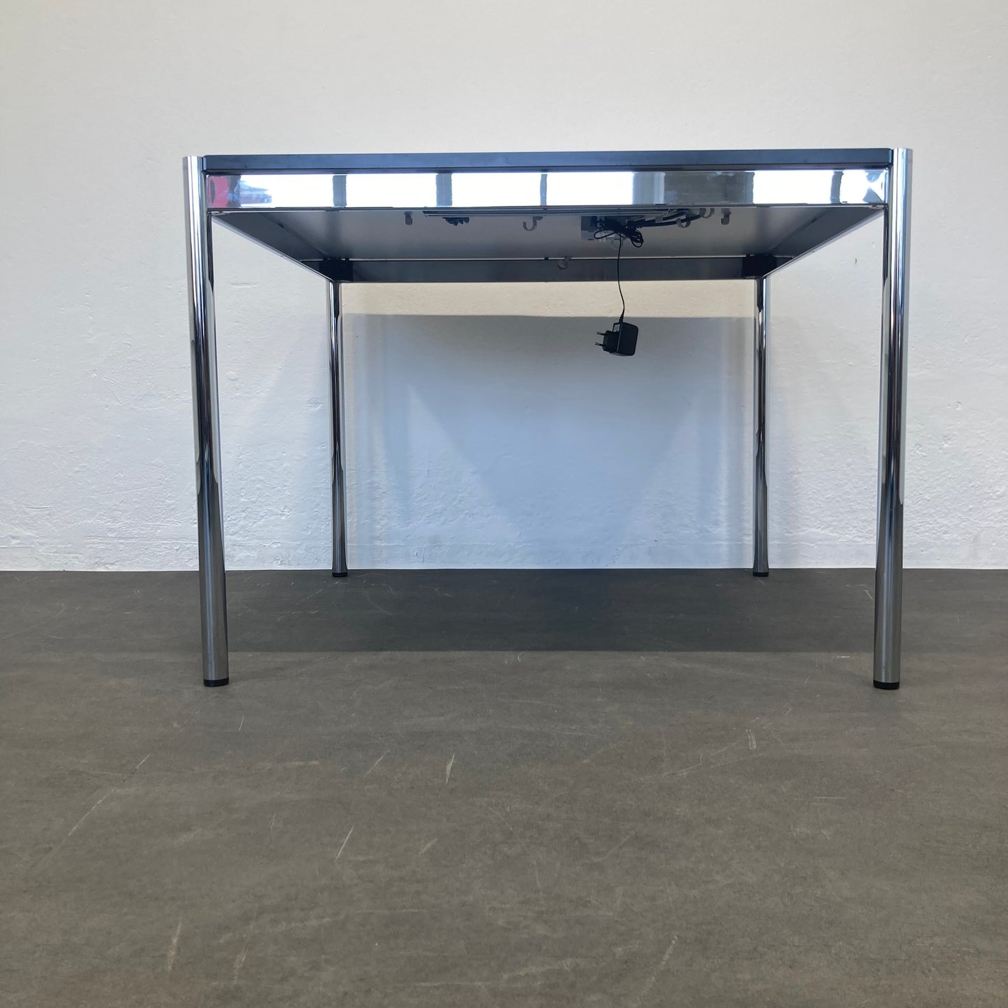 USM Haller Classic Sitzungstisch Ansicht von unten - 6039861