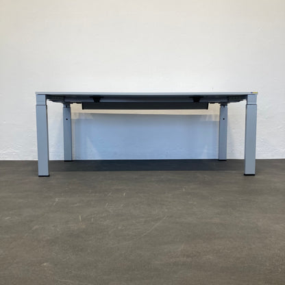 Haworth Tibas Schreibtisch Ansicht von unten - 6039863