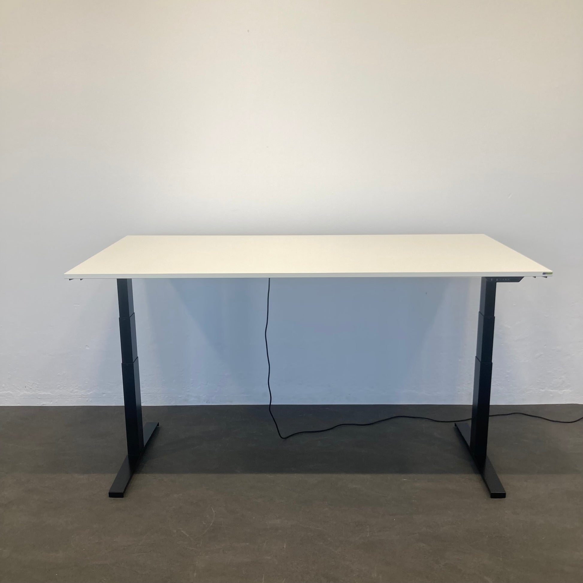 MC Office Shop MC Stand V2 Sitz-Steh Schreibtisch mit Tischplatte Kristallweiss - 6039884