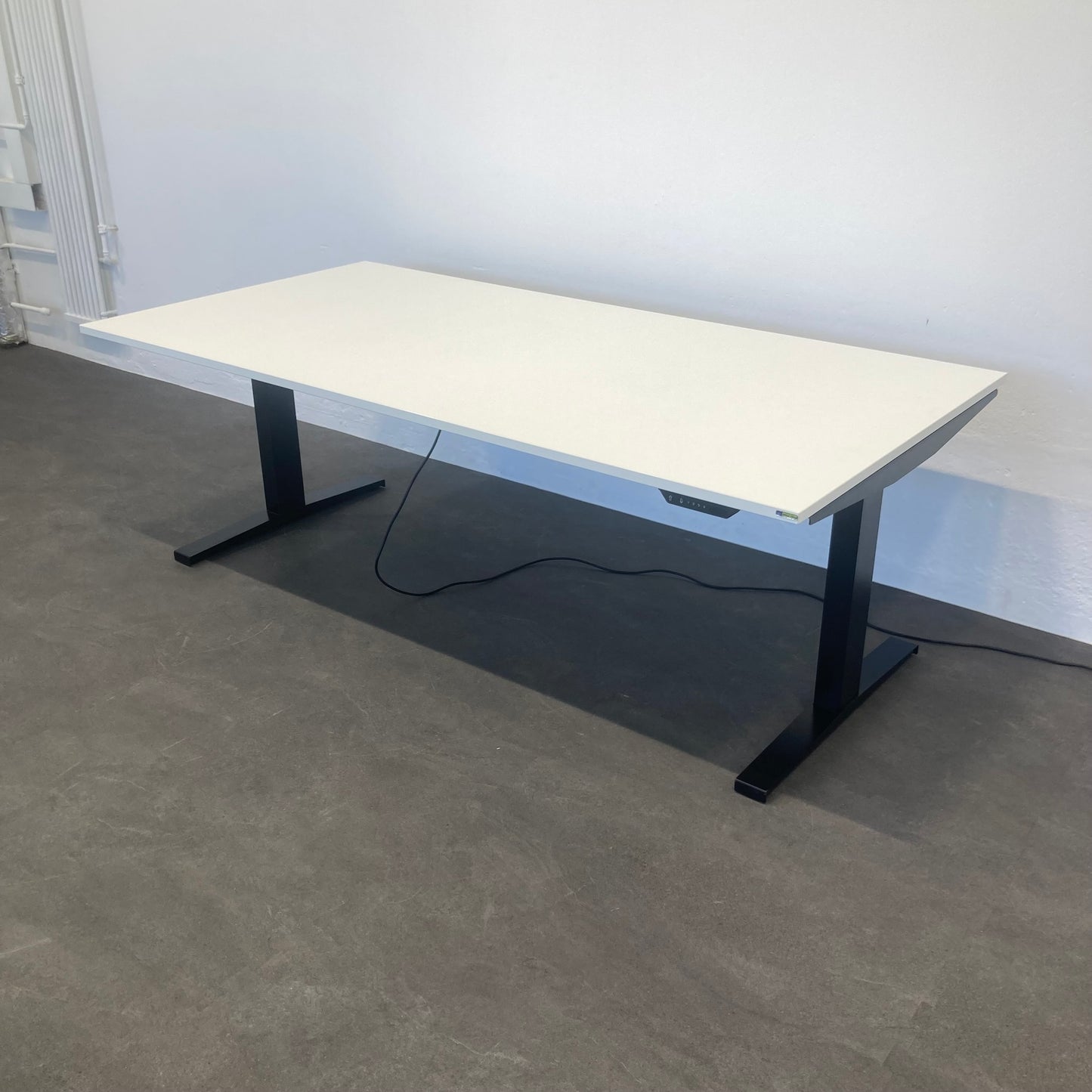 MC Office Shop MC Stand V2 Sitz-Steh Schreibtisch seitliche Ansicht - 6039884