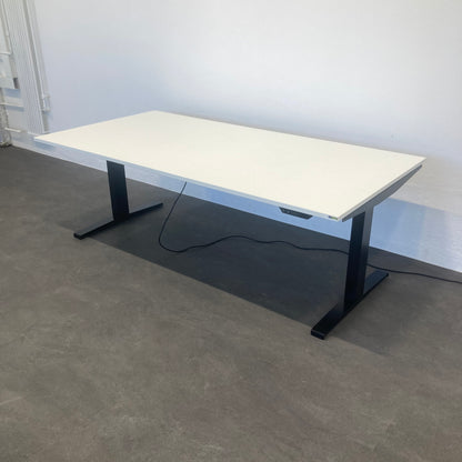 MC Office Shop MC Stand V2 Sitz-Steh Schreibtisch seitliche Ansicht - 6039884