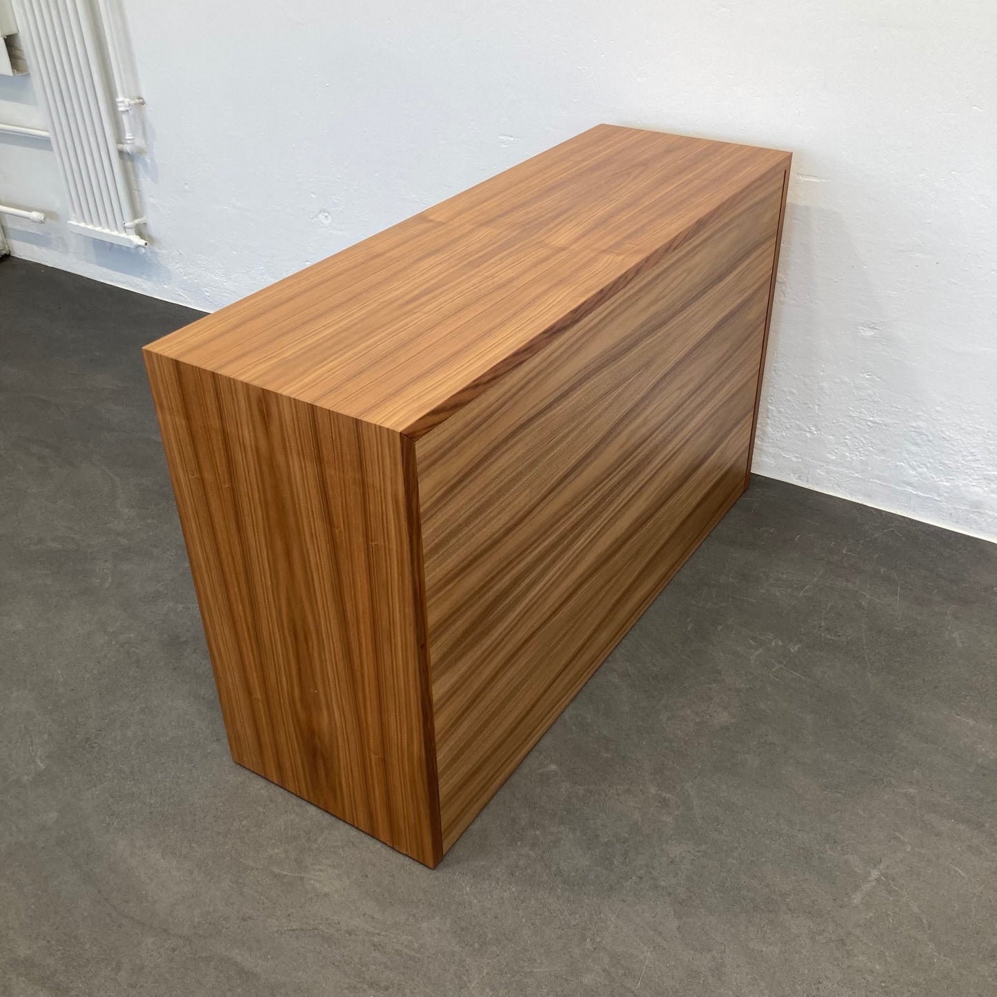 Top Design Exclusiv Sideboard 1200mm breit - Nussbaum mit Abfalleimer