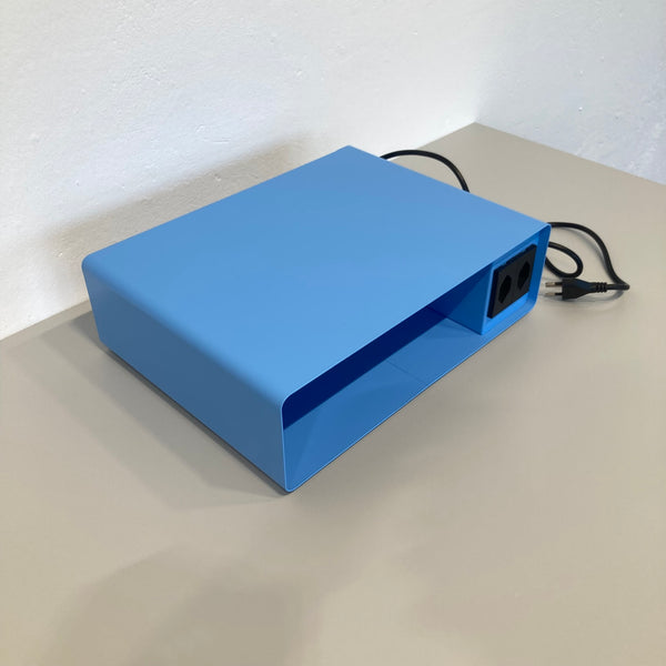 Lista Office Plug Ablagefach Hellblau - mit 2 Steckern