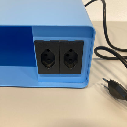 Lista Office Plug Ablagefach Hellblau Detailfoto Stromanschlüsse - 6039890