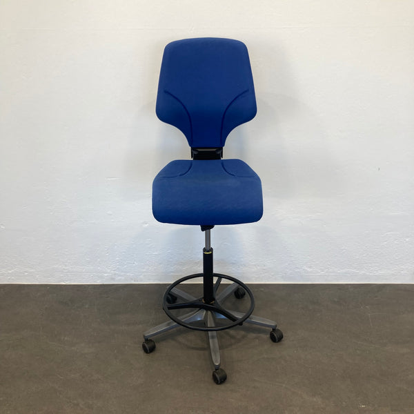 Giroflex G64 Counter Drehstuhl blau gemustert