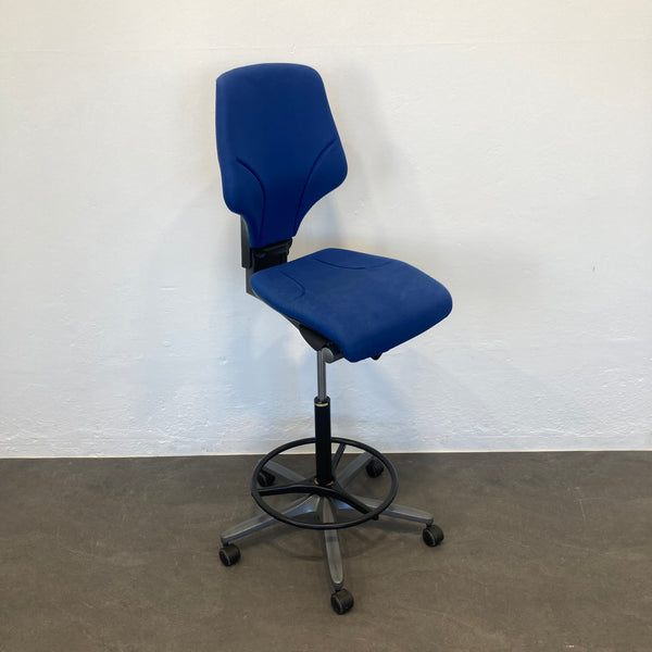 Giroflex G64 Counter Drehstuhl blau gemustert