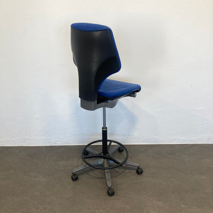 Giroflex G64 Counter Drehstuhl mit Sitzhöhe von 570-750mm