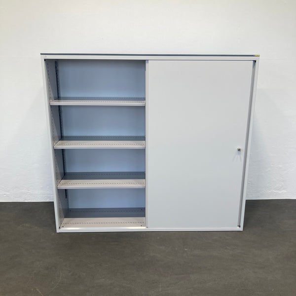 Lista Office LO Storage Schiebetür-Aktenschrank 4-OH mit Akustikrückwand - Weiss - mit Schlüssel