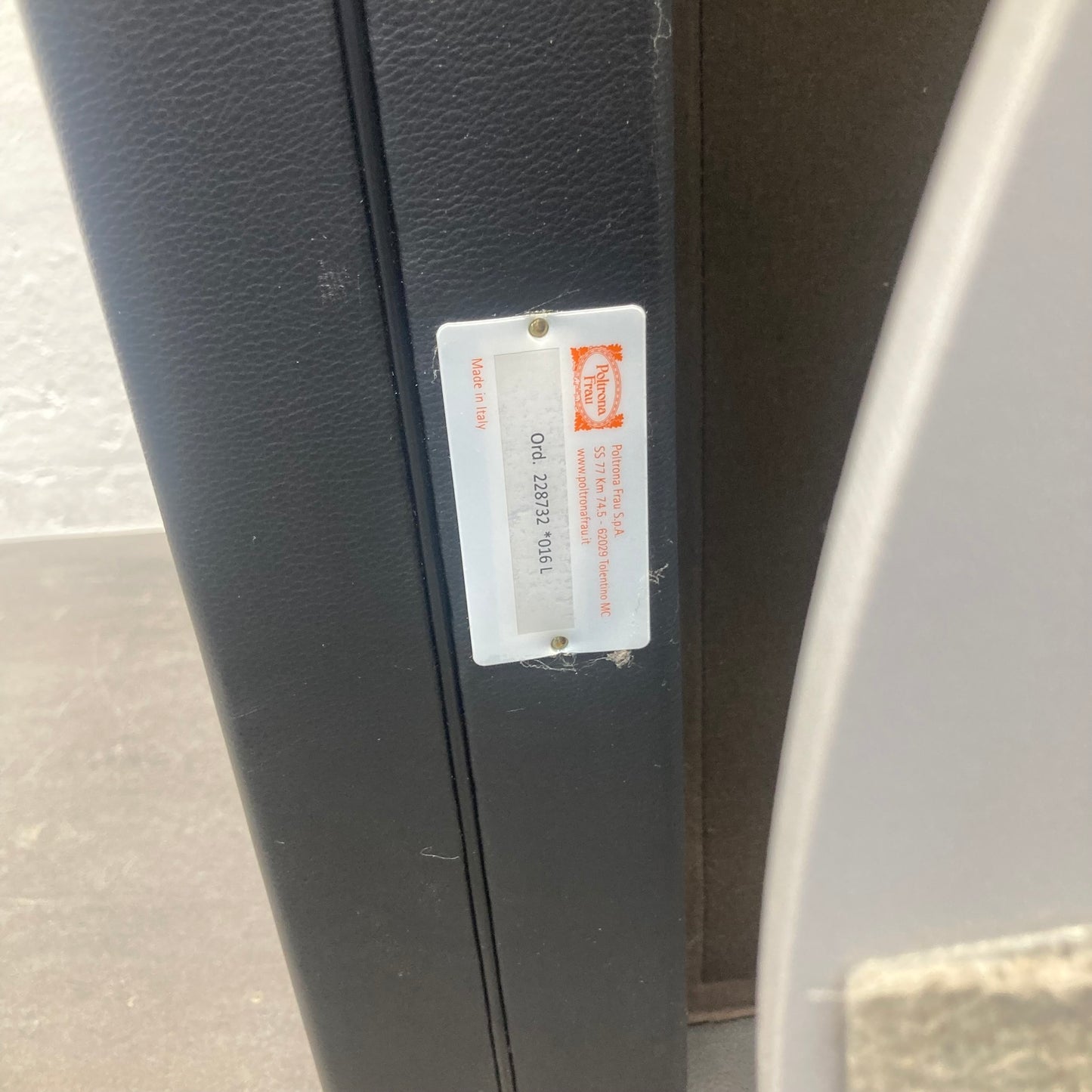 Poltrona Frau Exclusiv Sessel Detailfoto Logo - 6039957