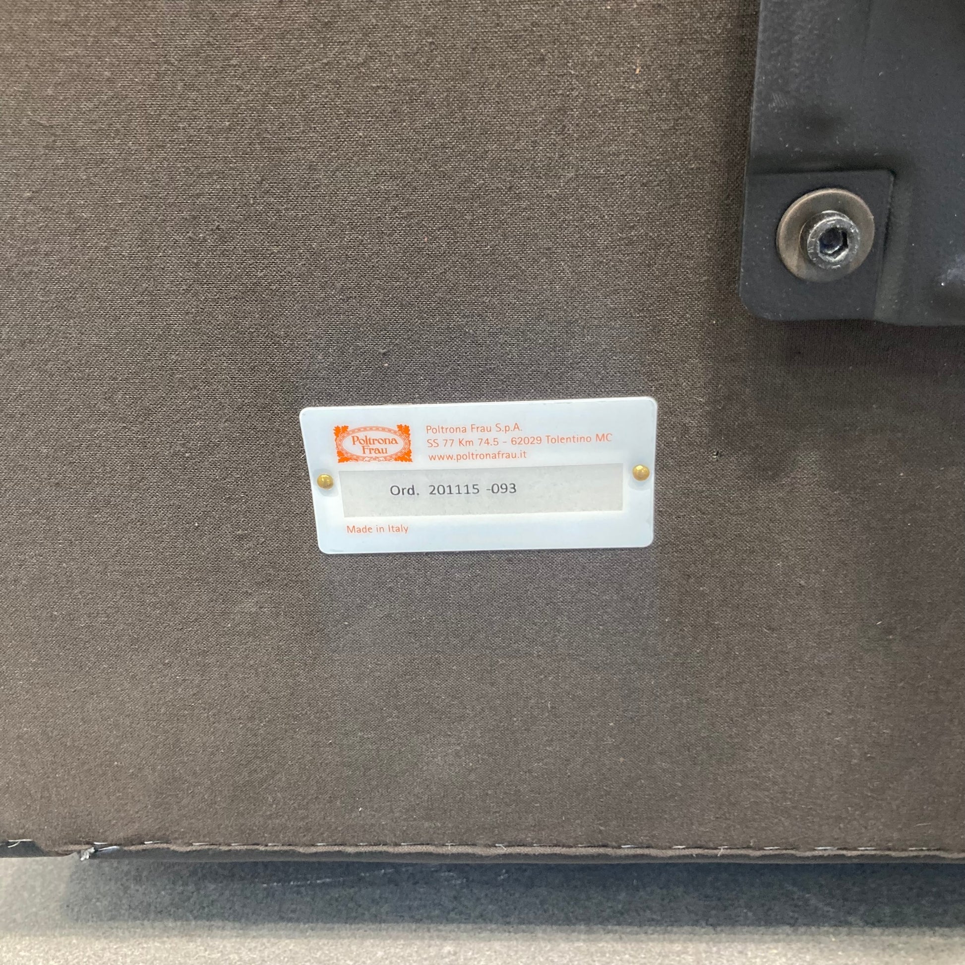 Poltrona Frau Exclusiv Dreh-Sessel Detailfoto Logo - 6039962