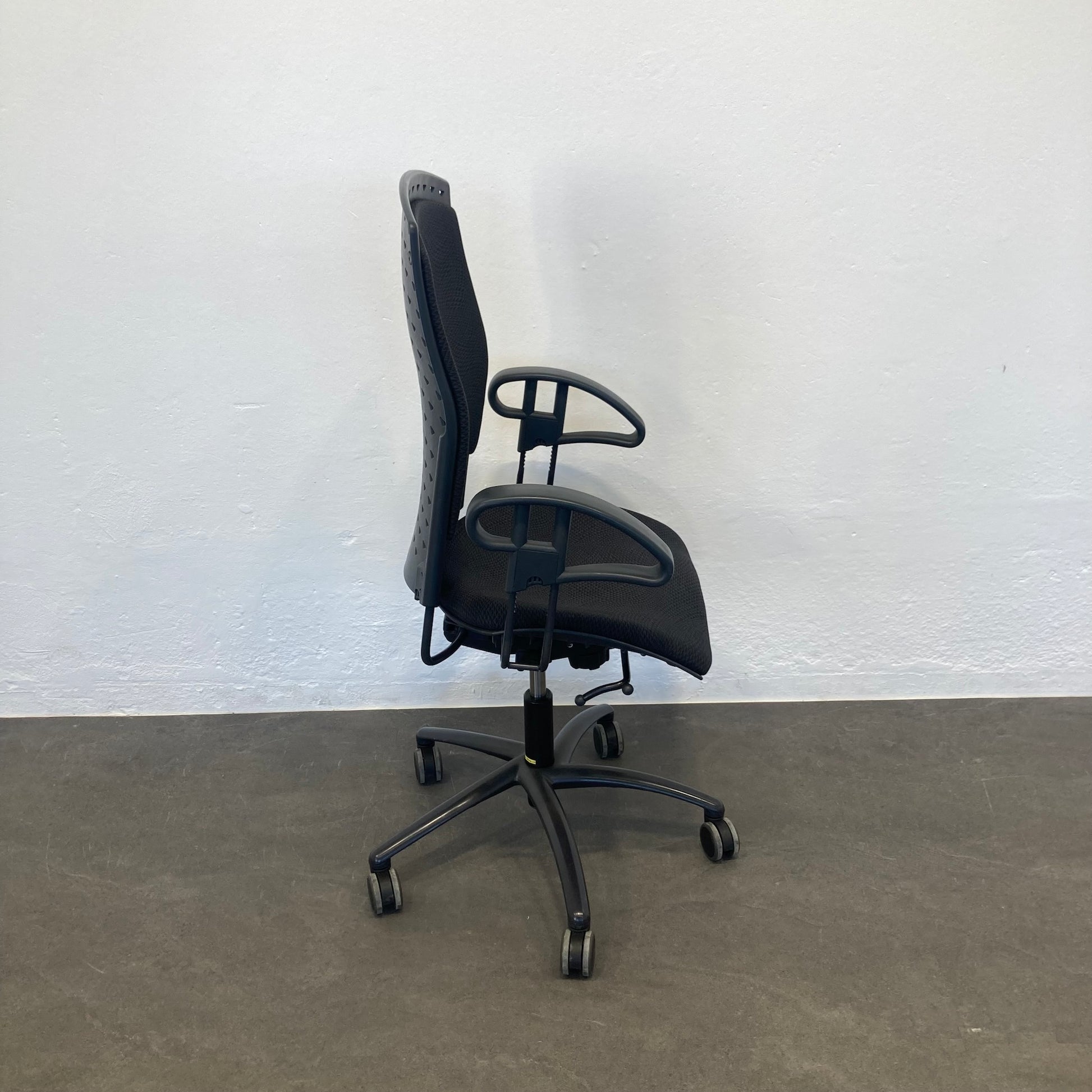 Sitag Reality Bürodrehstuhl mit höhenverstellbarer Rückenlehne - 6039971