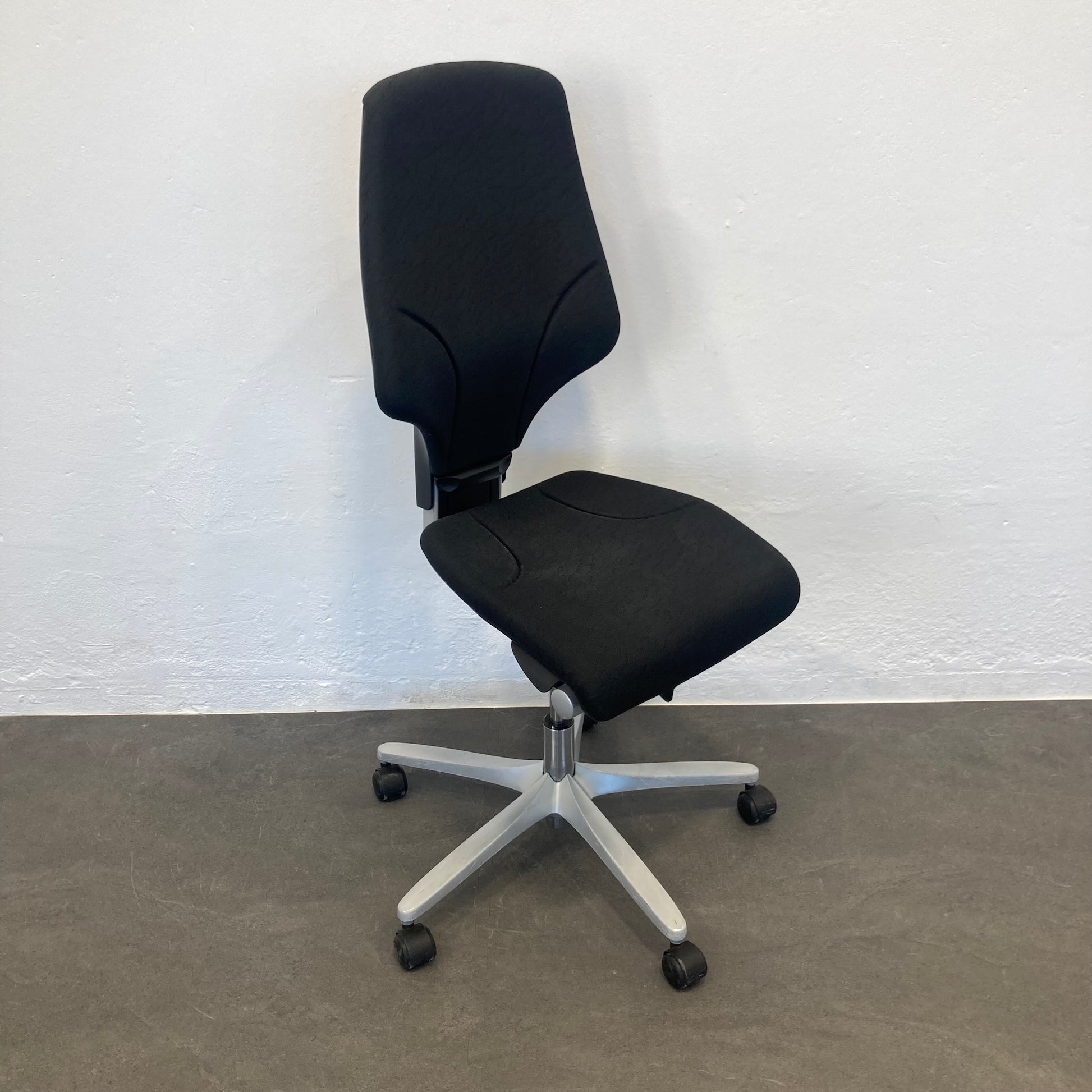 Giroflex G64 Bürodrehstuhl ohne Armlehnen - 6039976