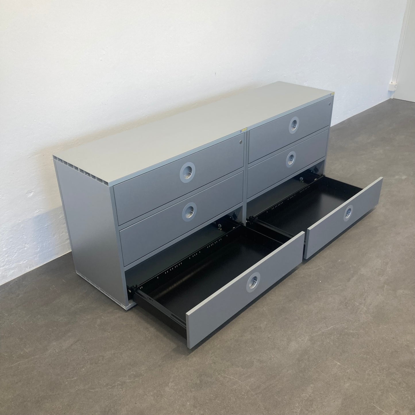 Denz D3 Schubladen-Sideboard mit Schubladen unten offen - 6039947