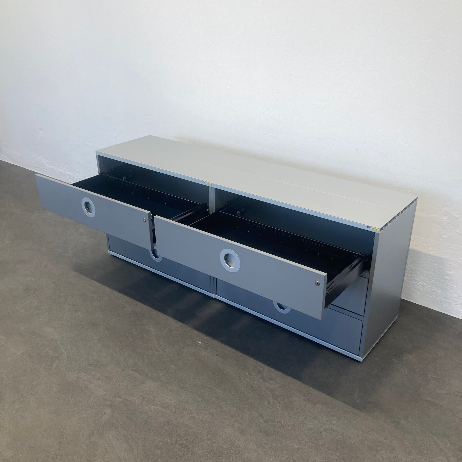 Denz D3 Schubladen-Sideboard mit 2 Schubladen offen - 6039987
